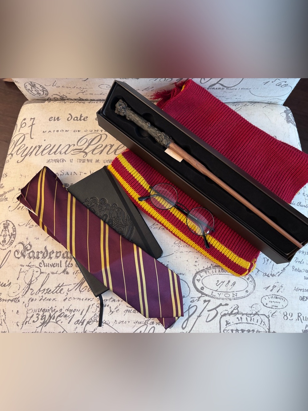 Harry Potter Accessories Bundle -tie, wand, scarf, glasses & spell book.